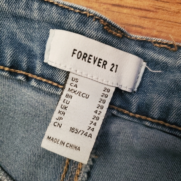 Forever 21 Size 29 Stretch High Rise Jean Shorts - Picture 6 of 6